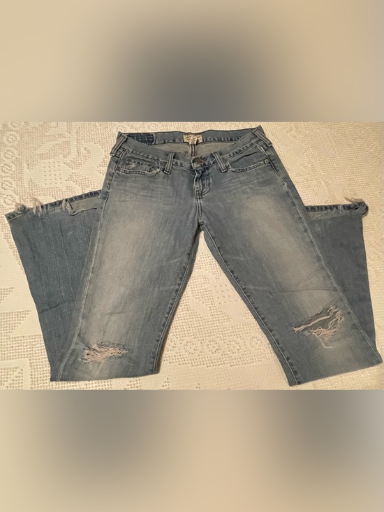 Women Jeans Flare Wide Leg · Abercrombie & Fitch — photo 1 of 1